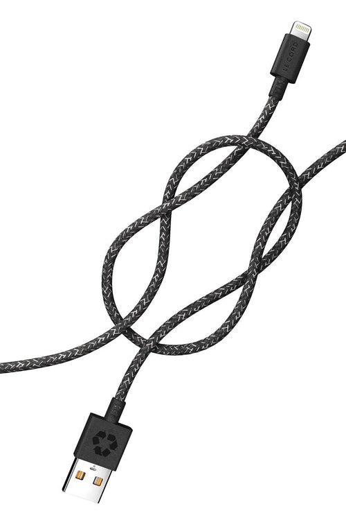 Cable Lightning negro para iPhone · 2 metros · Fabricado con redes de pesca recicladas
