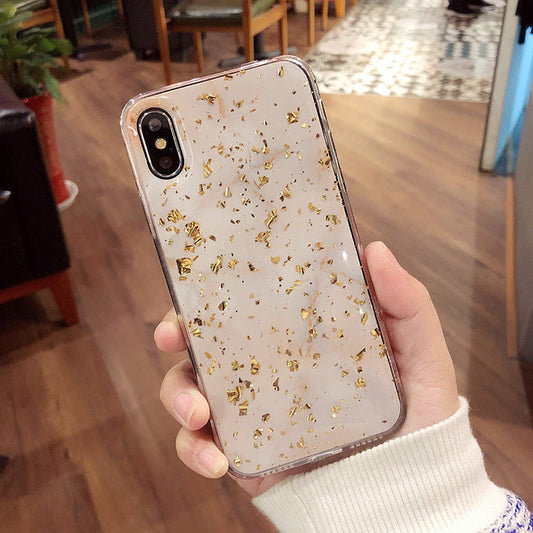 Smaragdgrüne Marmor-Handyhülle mit glänzender Goldfolie