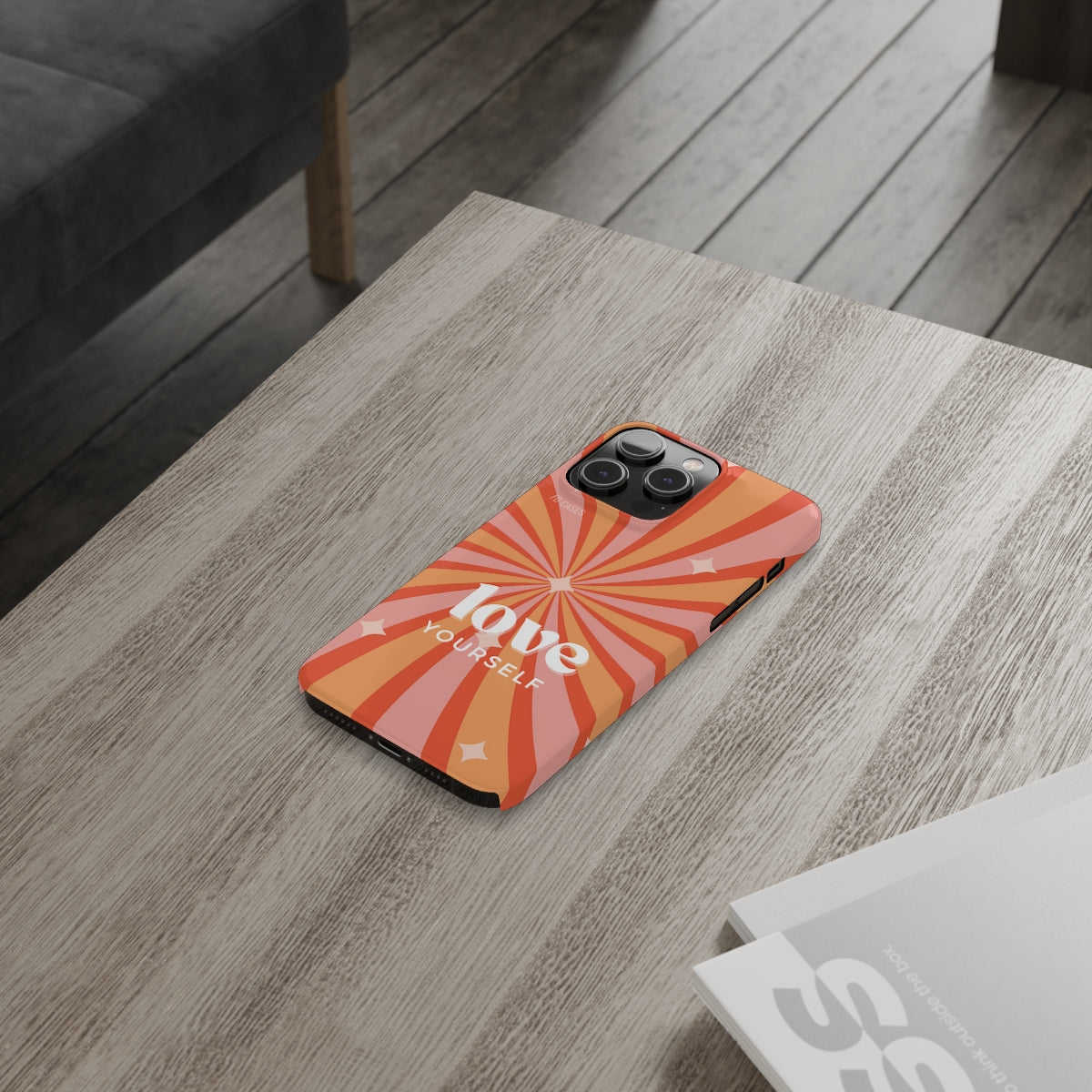 Funda delgada "Ámate a ti mismo" con mensaje positivo para iPhone serie 14