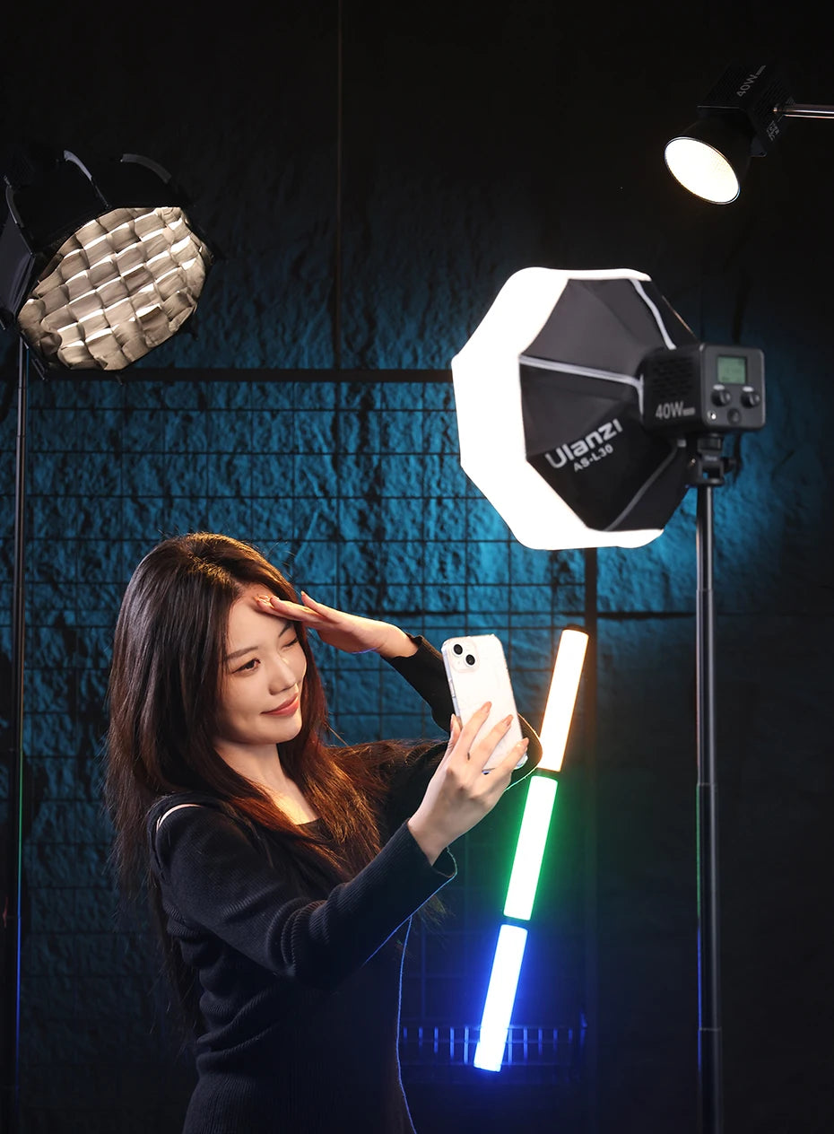 Ulanzi AS-L30 30cm Portable Globe Lantern Softbox Mini Bowens Mount Ball Diffuser Quick Install for Ulanzi LT028 40W COB LED