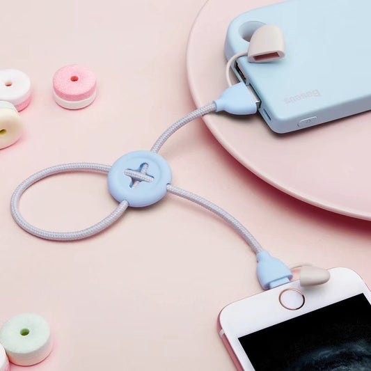 Geflochtenes Lightning-Kabel mit Knopfverschluss